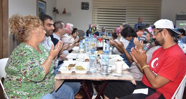 ENGELLİ BİREYLER İFTARDA BULUŞTU