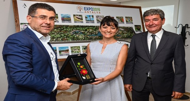 EXPO 2016 'DA BİN 84  ÖĞRENCİYİ GEZDİRDİ