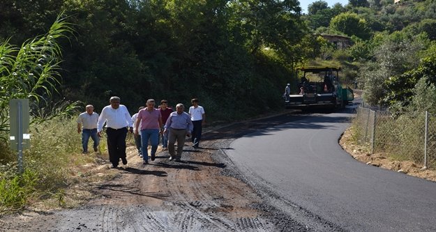 İSPATLI MAHALLESİ SICAK ASFALTLA TANIŞTI