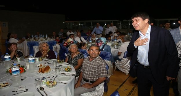 "ŞEHİT AİLESİ MİLLET DEMEKTİR"