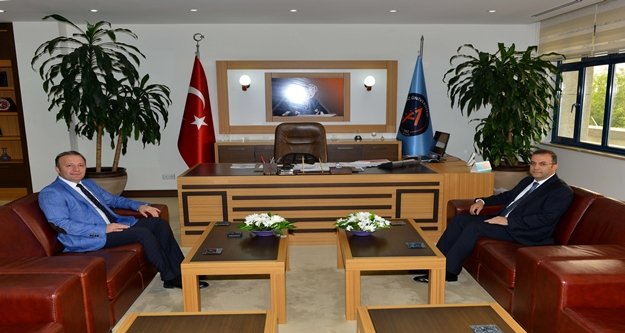 VALİ TÜRKER VEDA TURUNDA