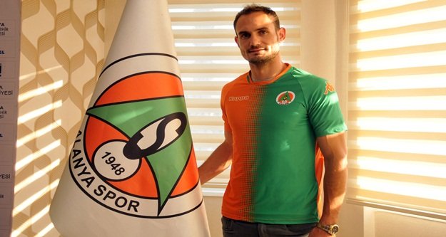 İSPANYOL STOPER CARLOS ALANYASPOR'DA