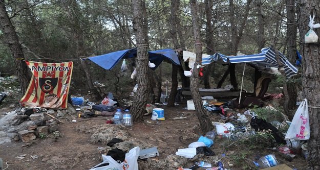 ORMANLIK ALANDA CESET BULUNDU