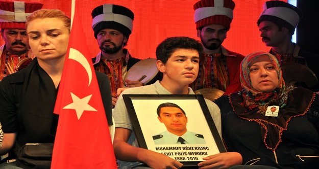 ŞEHİT POLİSİN,POLİS BABASI OĞLU İLE SON KONUŞMASINI ANLATTI