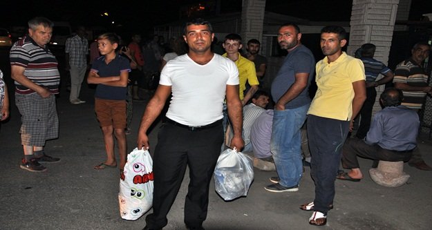 HÜKÜMLÜLERİN TAHLİYE SEVİNCİ