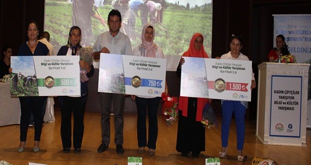 KADIN ÇİFTÇİLER YARIŞTI