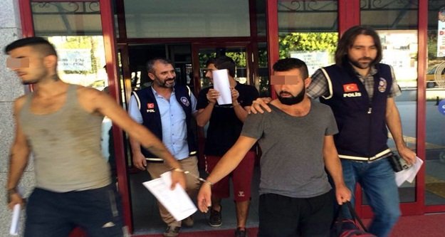 MOTOSİKLET HIRSIZLARI YAKALANDI