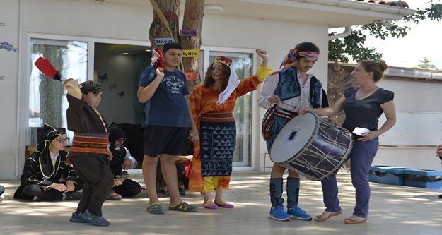 ÖZEL ÇOCUKLAR YIL SONU ETLİNLİKLERİNE HAZIR