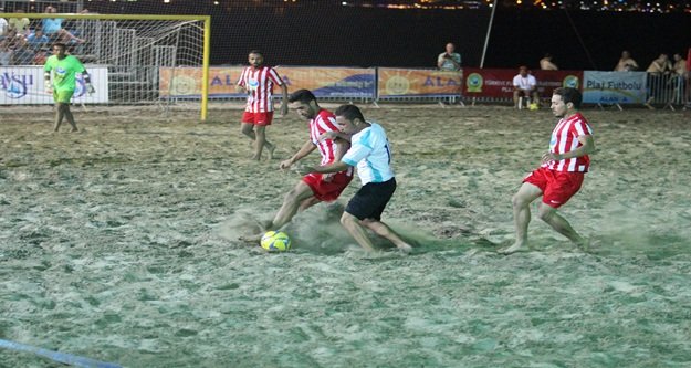 PLAJDA FUTBOL HEYECANI BAŞLIYOR