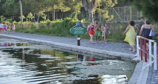 TİTREYENGÖL CAN ÇEKİŞİYOR