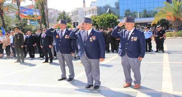 Alanya'da Gaziler Günü kutlandı