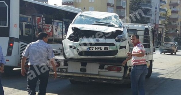 Acılı baba mezarlık dönüşü kaza yaptı