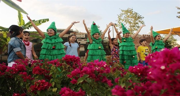 'Bencil Dev' çocuklarla buluştu