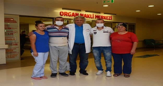 Baba ve oğlu, canlı verici nakille sağlığına kavuştu