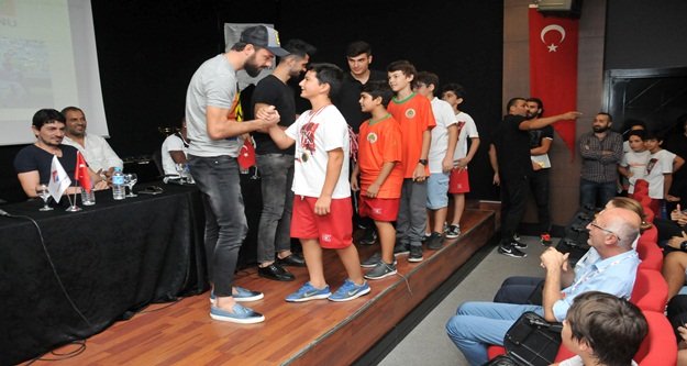 Bahçeşehir'e konuk oldular