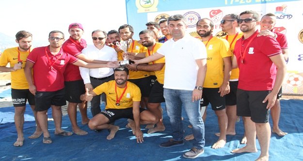 Kumda birinci Seferihisar oldu