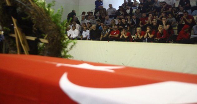 Öztürk son yolculuğuna uğurlandı