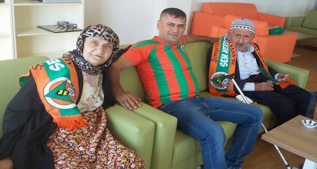 Şimşeklerden örnek davranış