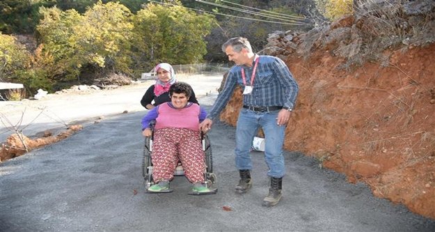 Engelleri Başkan Yücel ile aşıyorlar