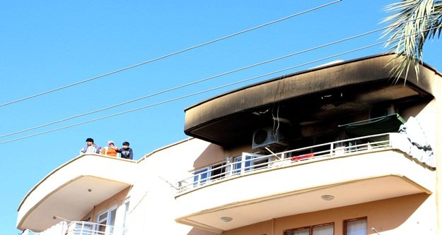 Alanya'da ev yangını korkuttu