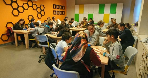 Bahçeşehir'den Eğitici Kulüp Sunumları