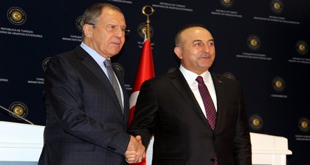 Çavuşoğlu'ndan Rusya ile vize açıklaması