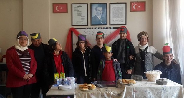 Hem eğitim hem kutlama