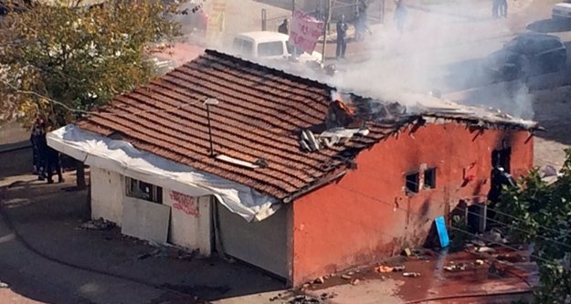 Hurda dolu depoda korkutan yangın