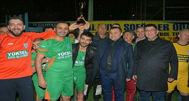 Şampiyon Okurcalar Taksi oldu