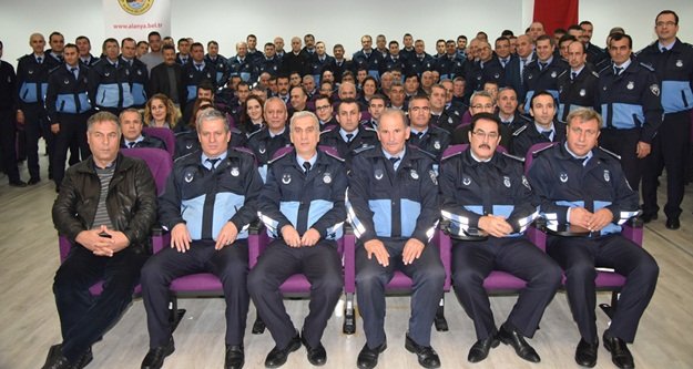 Zabıtalar sertifikalarını aldı