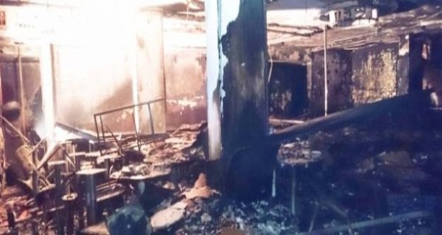 Alanya'da gece kulübü cayır cayır yandı