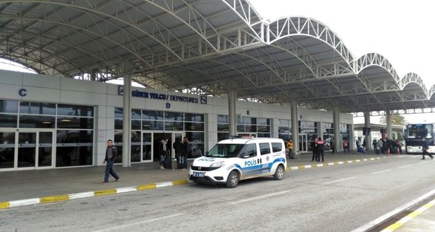 Antalya Havalimanı'nda panik