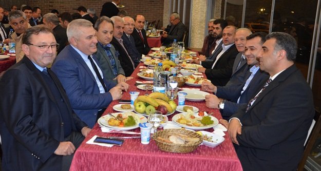 Hal derneği yemekte buluşturdu