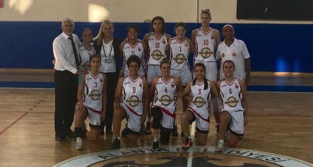 Kızları yalnız bırakmayın