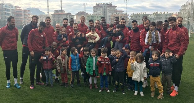 Miniklerden antrenman ziyareti