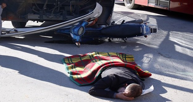 Yaralıya ilk yardımı bu kez soğuktan korumak oldu