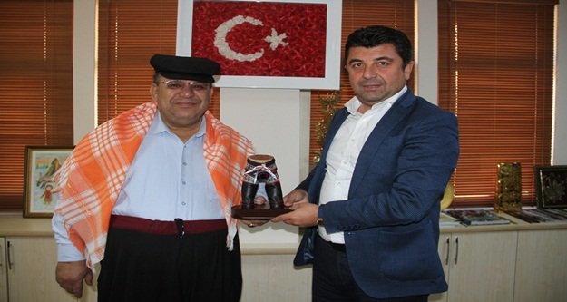 Yücel'e ev sahipliği teşekkürü