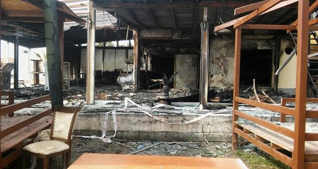 Açılmaya hazırlanırken yandı kül oldu