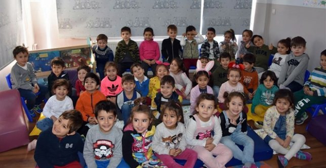 Alanya Belediyesi hem eğitiyor hem eğlendiriyor