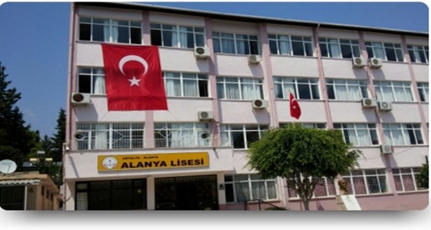 Alanya Lisesi'nin yasağı tüm Türkiye'yi ayağa kaldırdı