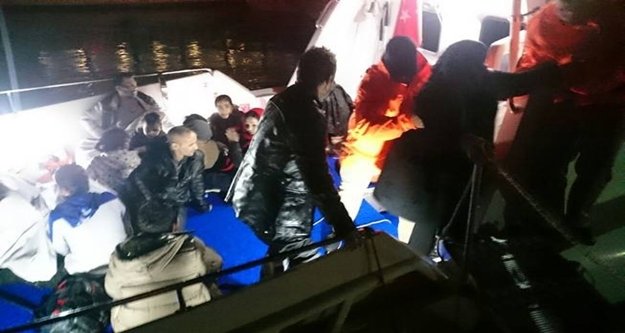 Antalya'da 19 düzensiz göçmen yakalandı