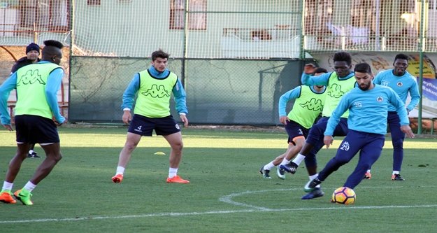 Aytemiz Alanyaspor’da hedef mutlak puan