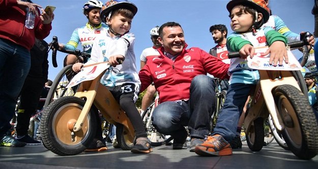 Bisiklet yolu hizmete açıldı