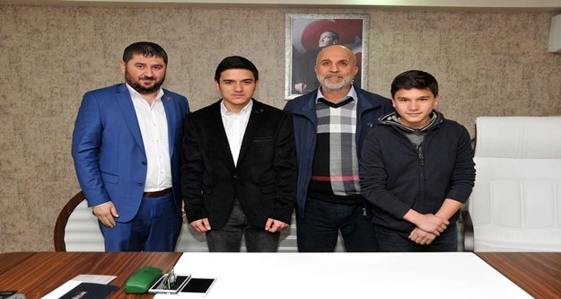 Öğrencilerden söyleşiye passolig şartı