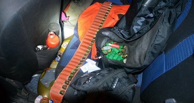 Polis o üç kişiyi yakaladı