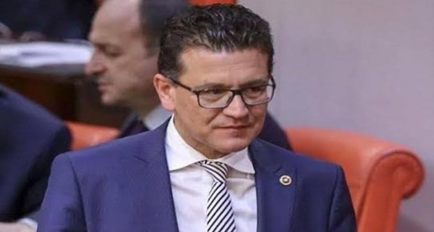 'Yollarla örümcek ağı gibi Antalya'yı sarıyoruz'