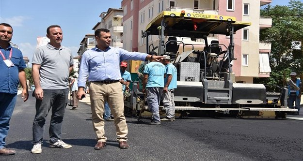 Yücel'den 3 yılda 118 km sıcak asfalt