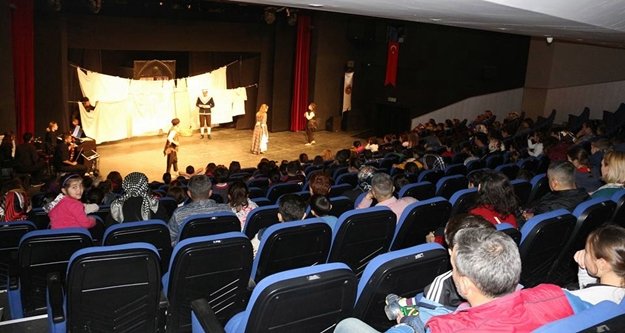 ABT Alanya'da kapalı gişe oynadı