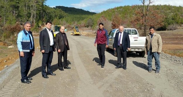 Alanya Belediyesi Karasu yoluna el attı