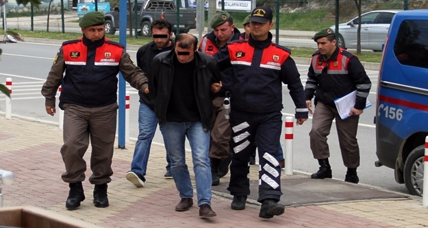 Alanya'da hırsızlık yapan 3 kişi yakalandı